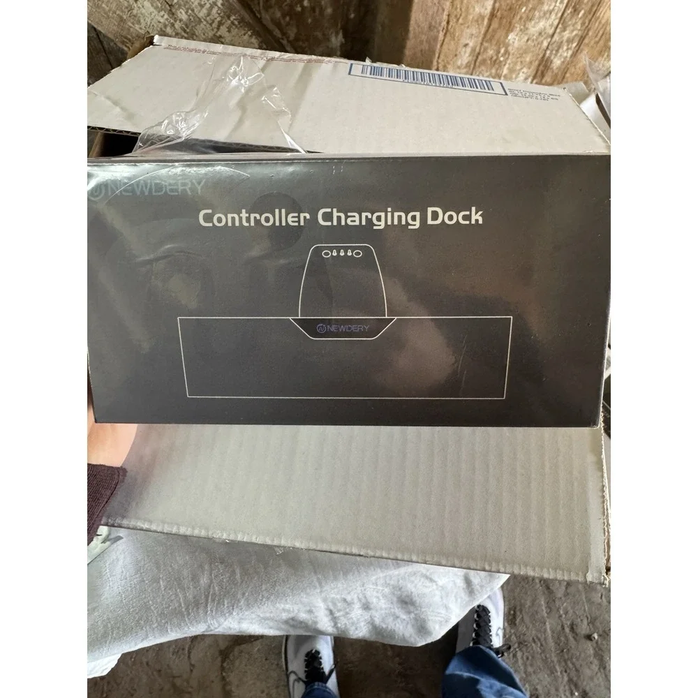 NEWDERY Wired Controller Charging Dock Black Plastic Charger